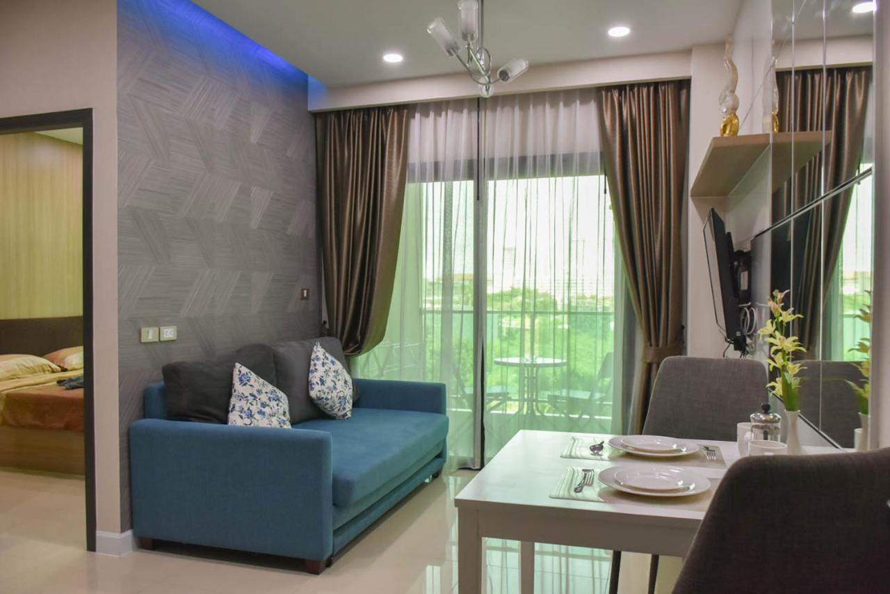 Dusit Grand Condo View Джомтьєн-Біч Номер фото