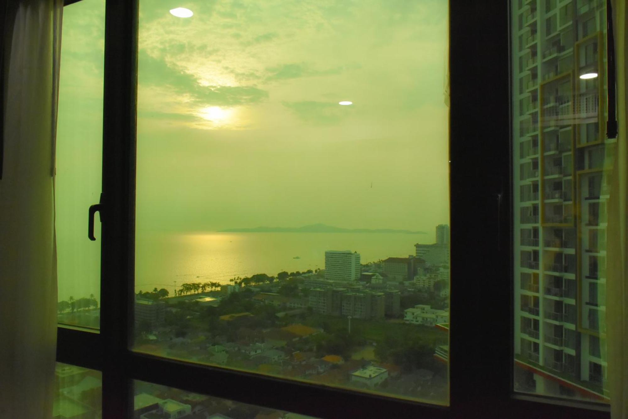 Dusit Grand Condo View Джомтьєн-Біч Номер фото